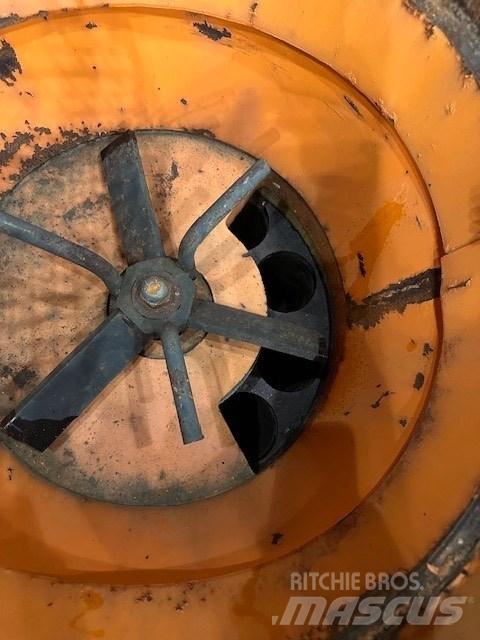 Bauer TORKRETNICA Комплектующие и запасные части для бурильных установок