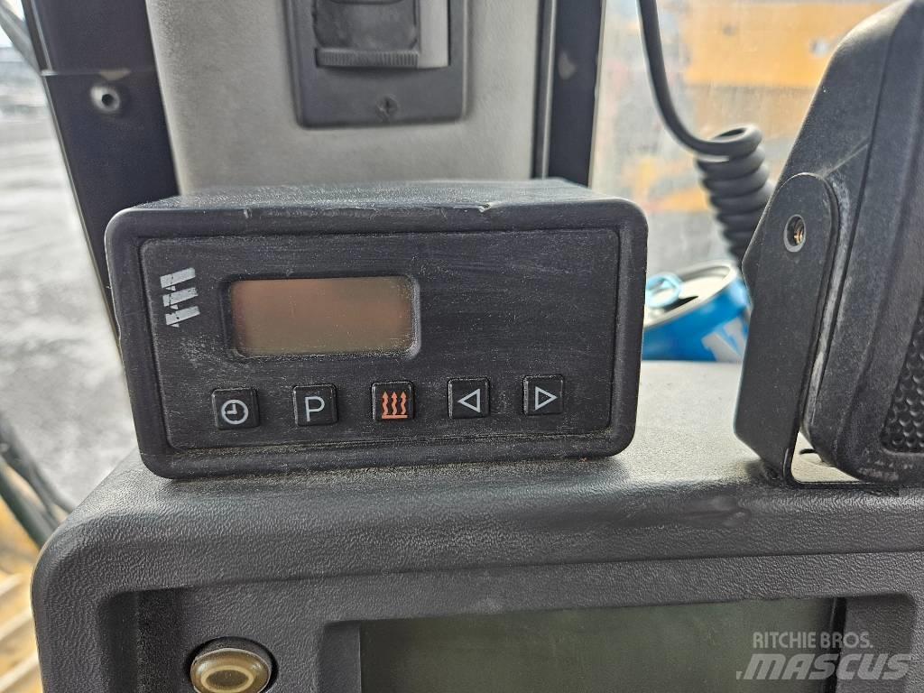 CAT D 8 T Гусеничные бульдозеры