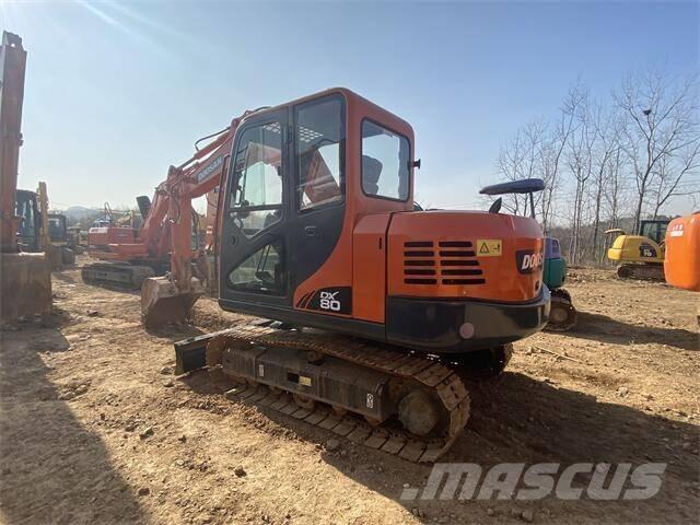 Doosan DX80 Малые экскаваторы 7т-12т