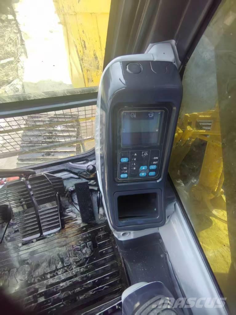 Komatsu PC 130 Гусеничные экскаваторы