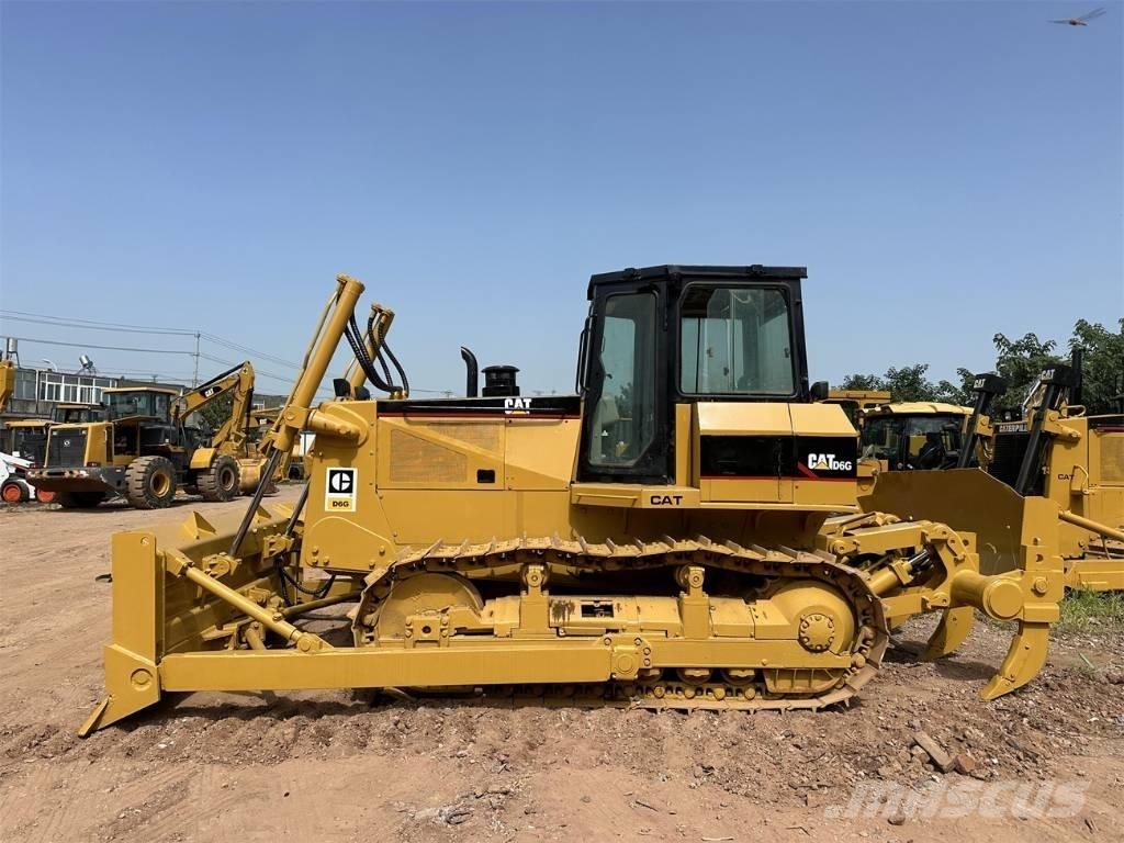 CAT D 6 G Гусеничные бульдозеры