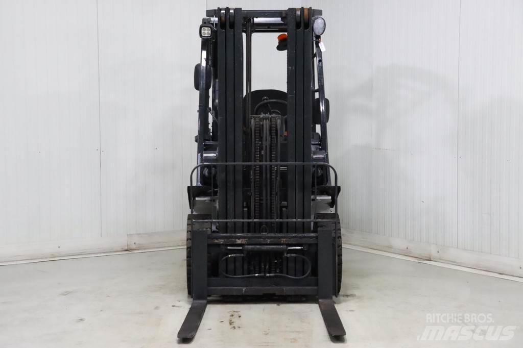 Nissan U1D2A20LQ Газовые погрузчики