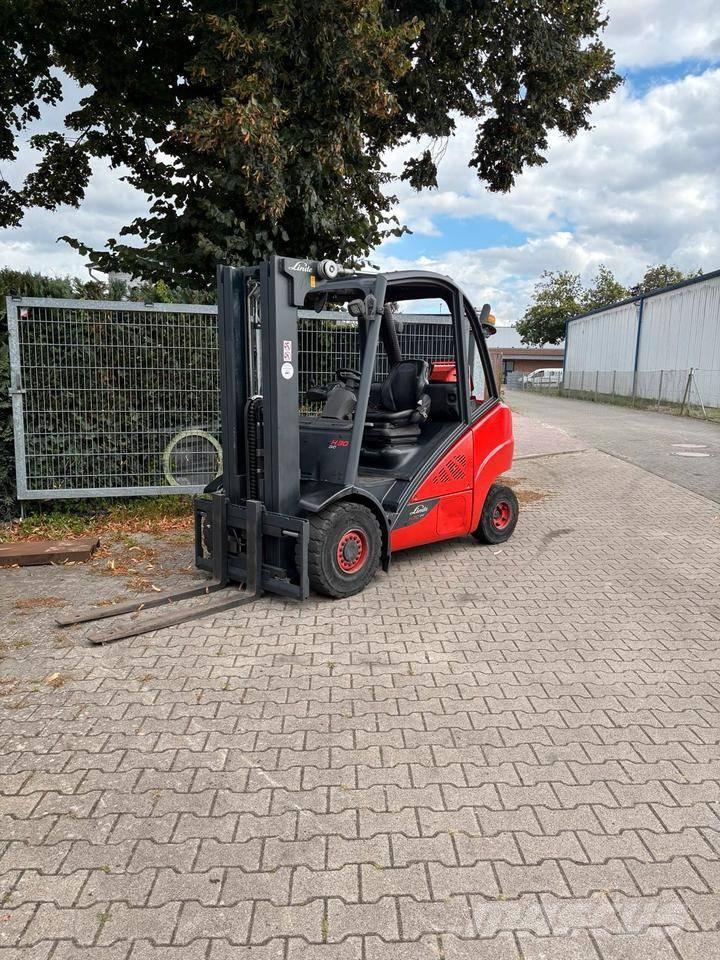Linde H 30 T Газовые погрузчики