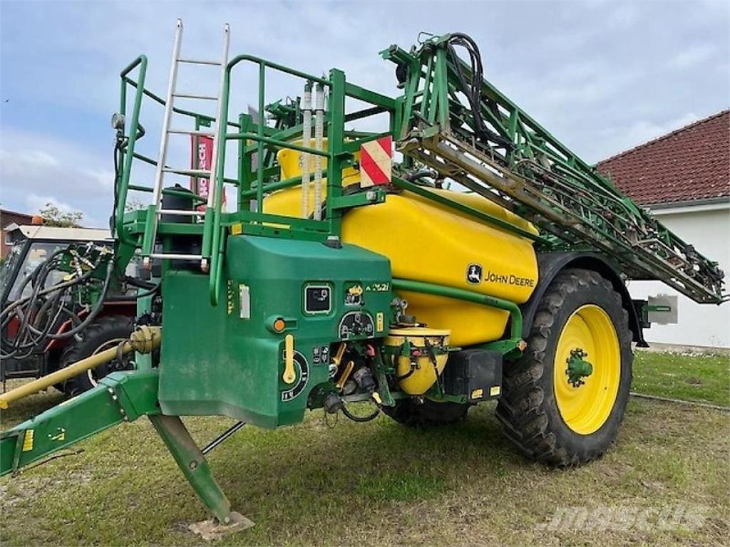 John Deere M952I Прицепные опрыскиватели