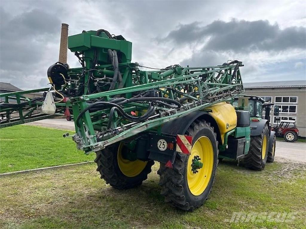 John Deere M952I Прицепные опрыскиватели