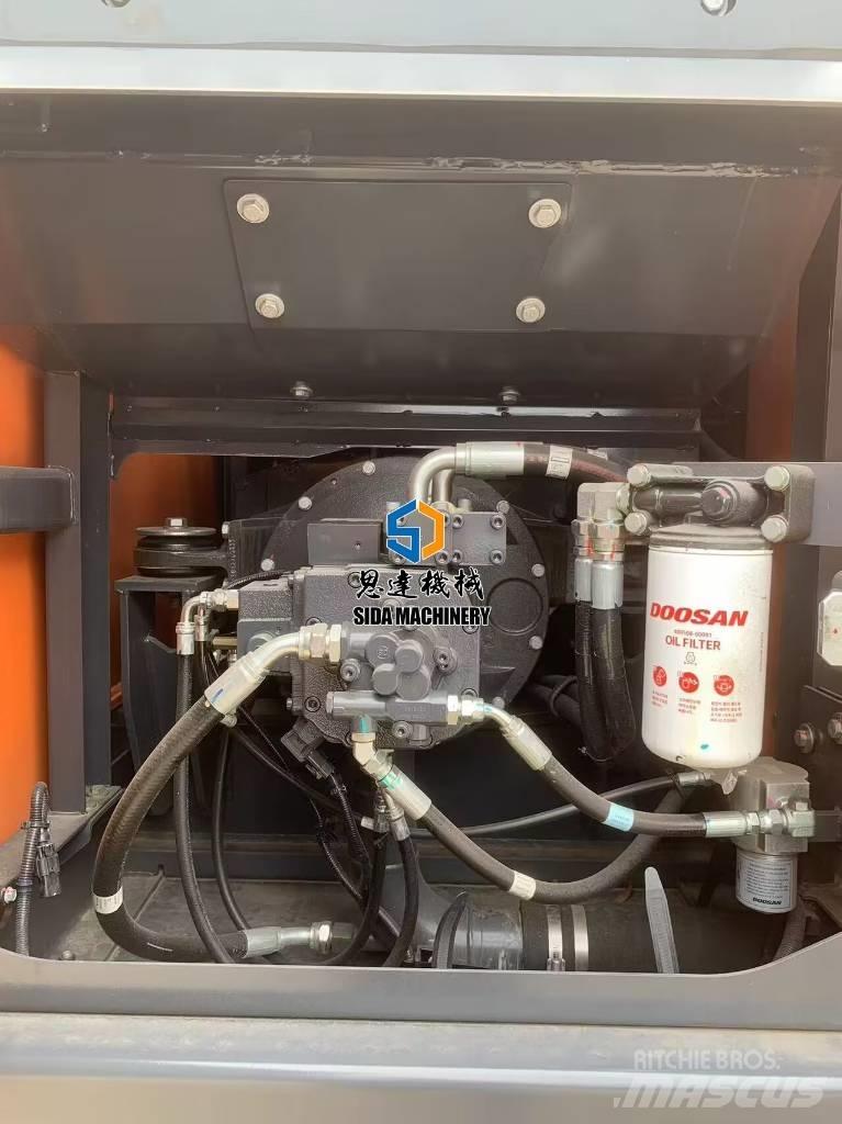 Develon DX 215 Малые экскаваторы 7т-12т