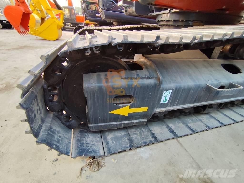 Doosan DX 225 LC Гусеничные экскаваторы