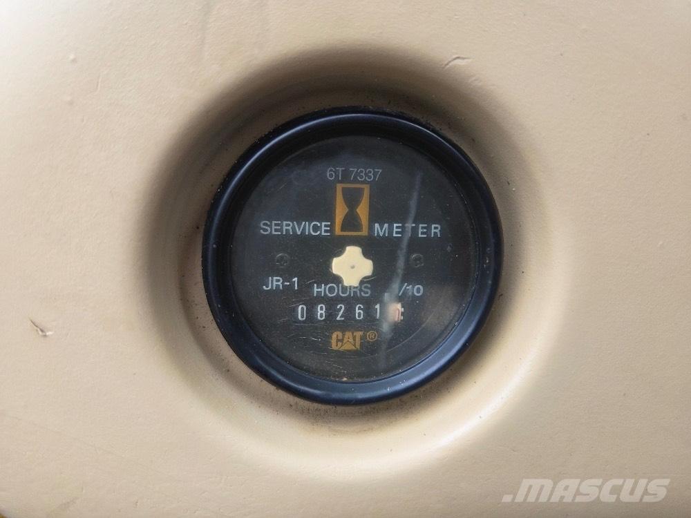 CAT 320BL Гусеничные экскаваторы