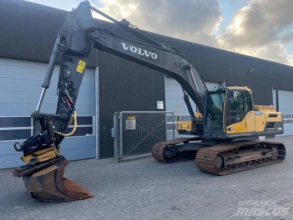 Volvo EC250DL Гусеничные экскаваторы
