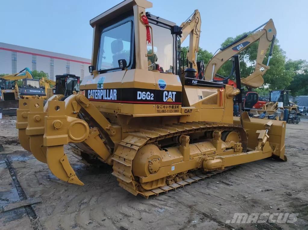 CAT D6G2 Гусеничные экскаваторы