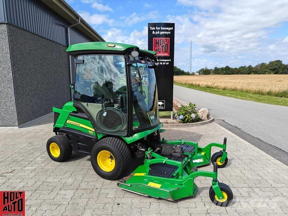 John Deere 1585 Самоходные газонокосилки