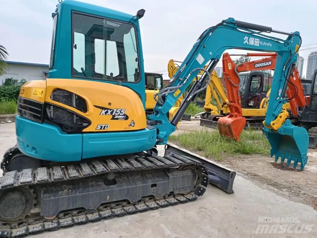Kubota 155 Гусеничные экскаваторы