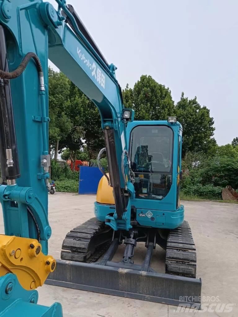 Kubota 155 Гусеничные экскаваторы