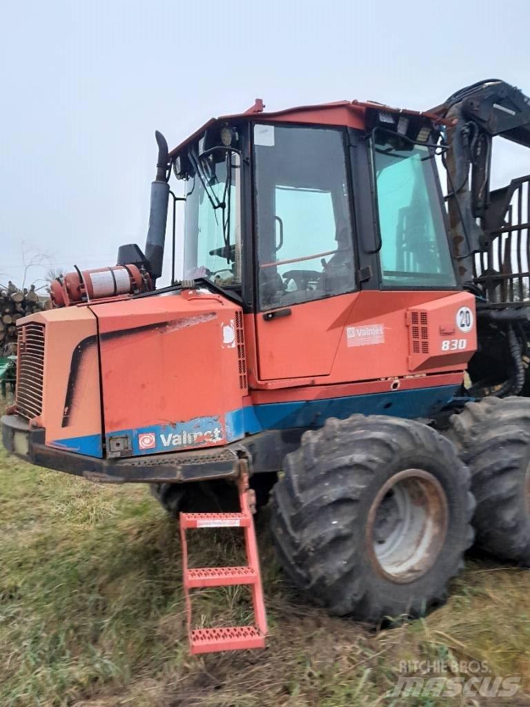 Valmet 830 Форвардеры