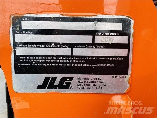 SkyTrak 8042 Телескопические погрузчики