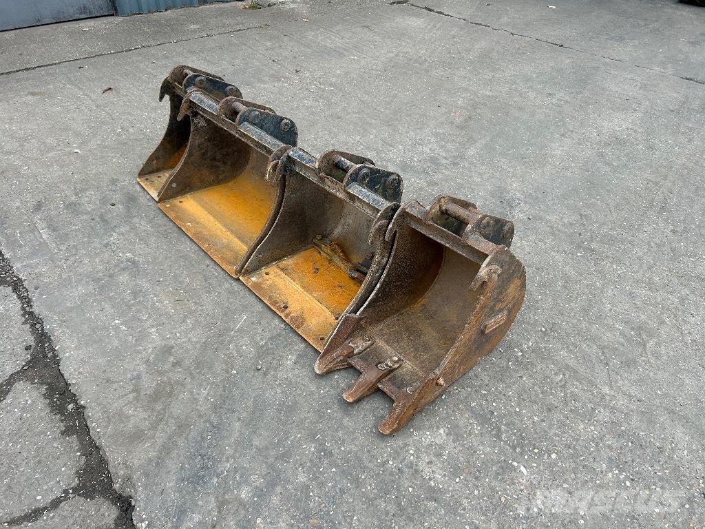 Kubota U27-4 Мини-экскаваторы