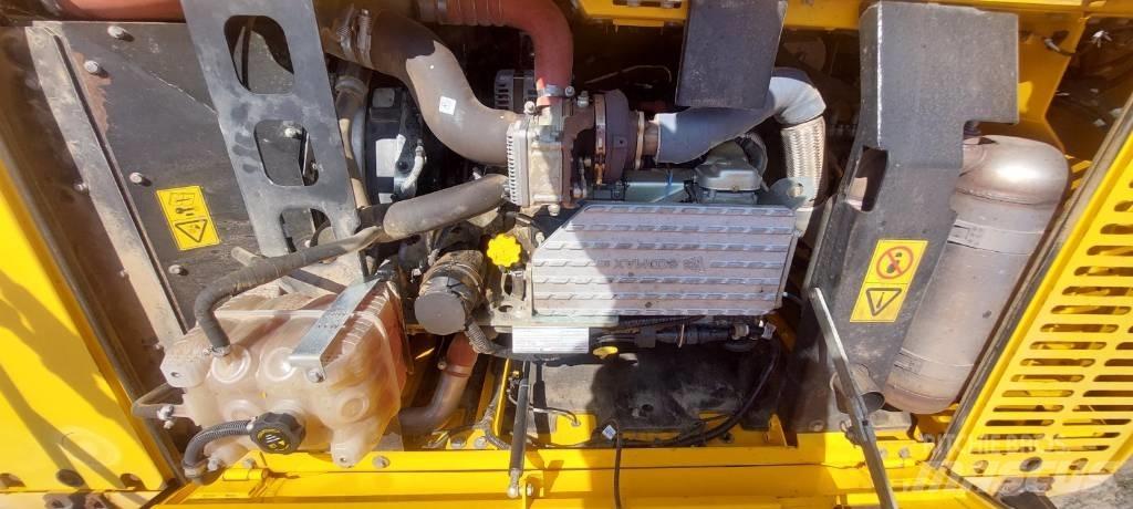 JCB JS 220 X Гусеничные экскаваторы