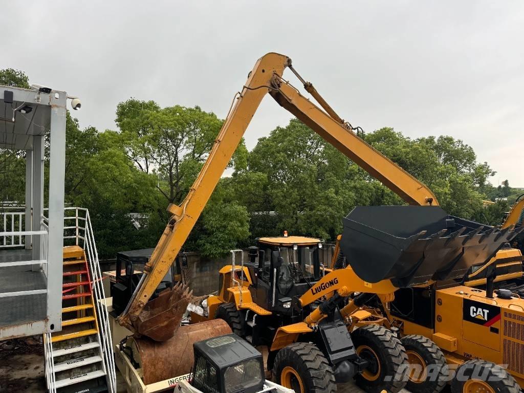 CAT 320 B Экскаваторы-амфибии