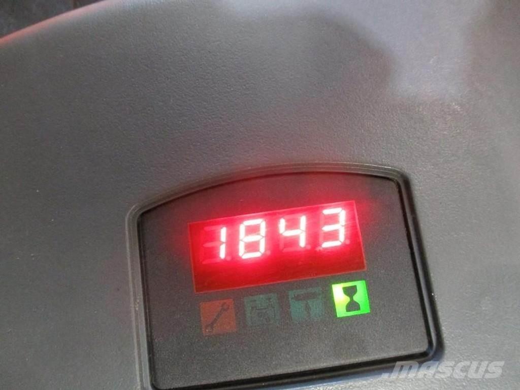 BT SPE120 XRD Самоходные электрические тележки