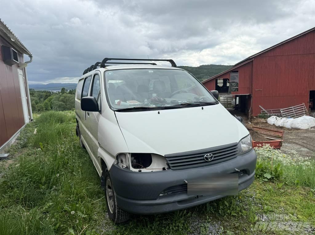 Toyota Hiace 4x4 Изотермический фургон