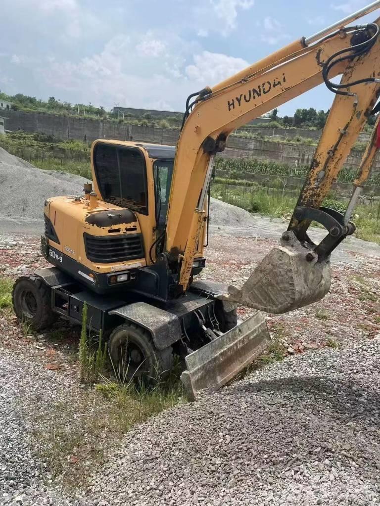 Hyundai 60W-9 Колёсные экскаваторы