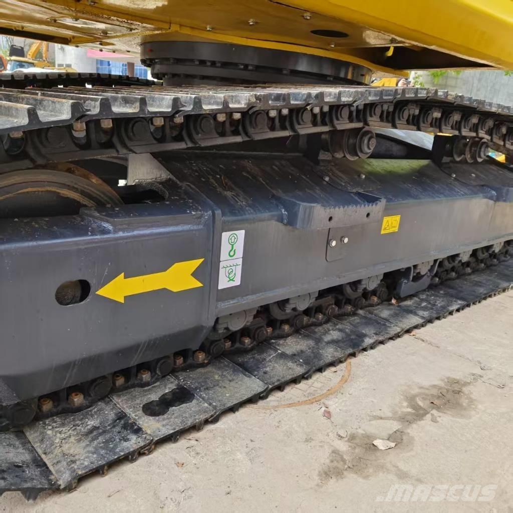 Komatsu PC 200-8 Гусеничные экскаваторы
