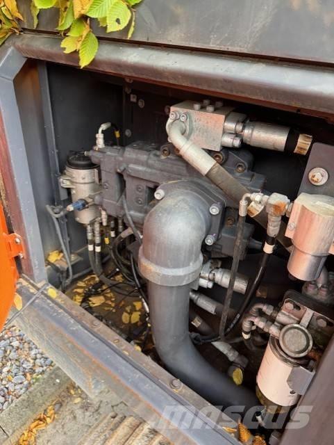 Doosan DX 530 LC-5 Гусеничные экскаваторы