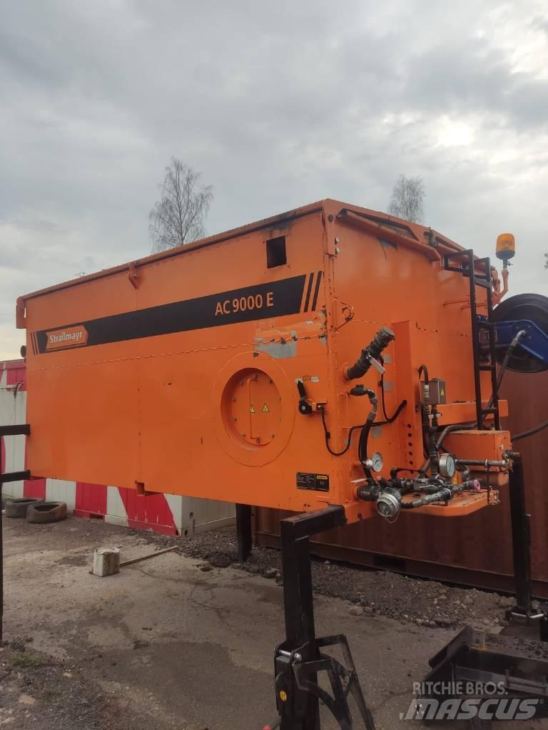 Strassmayr AC 9000 E Термос-бункеры для асфальта