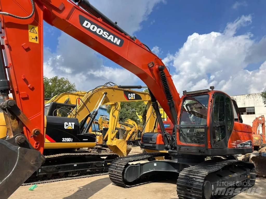 Doosan DX225-9C Гусеничные экскаваторы