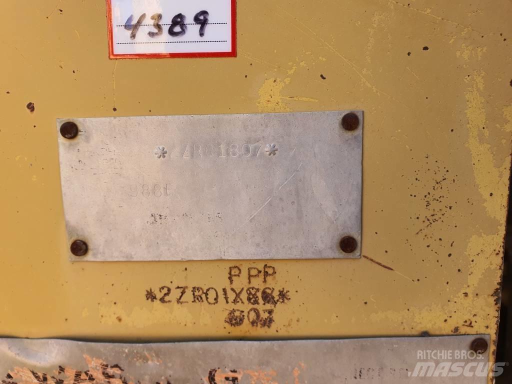 CAT 988 F II Фронтальные погрузчики