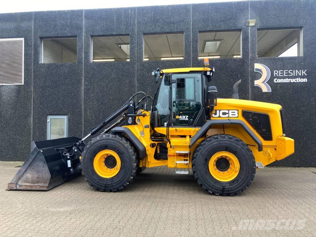 JCB 437 HT Фронтальные погрузчики