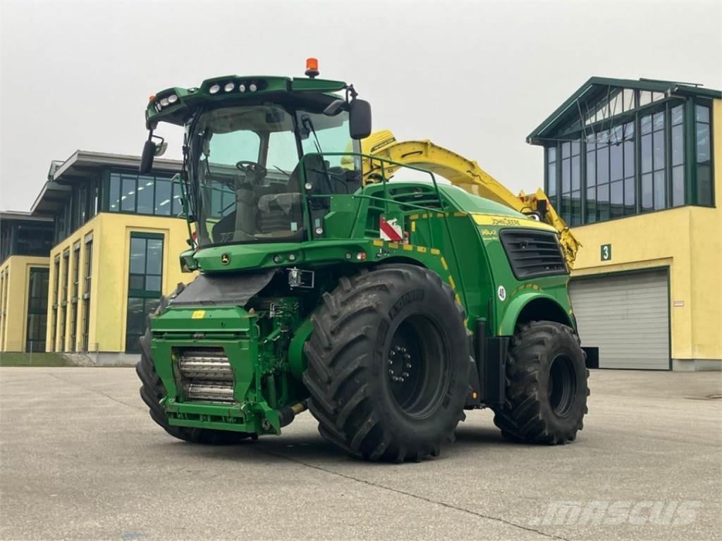 John Deere 9800i Самоходные кормоуборочные комбайны