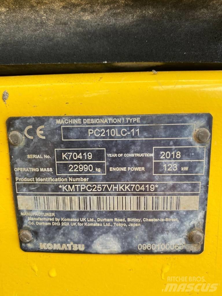 Komatsu PC 210 LC Гусеничные экскаваторы