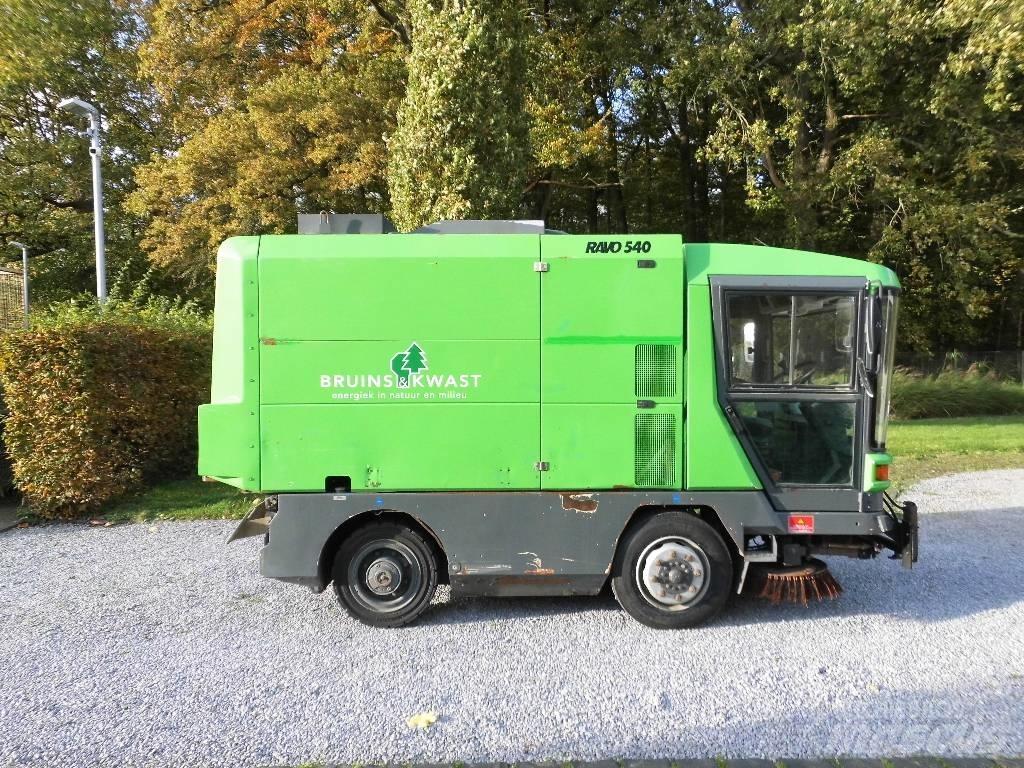 Ravo 540 Вакуумные уборочные машины