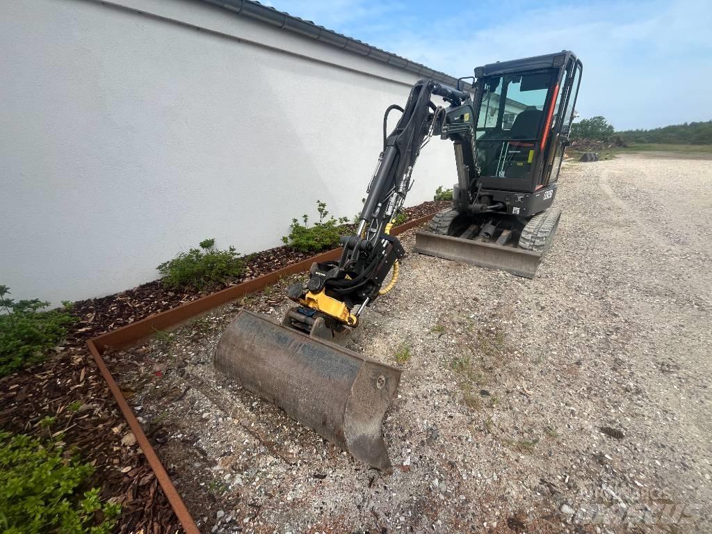 Volvo ECR 25 D Мини-экскаваторы