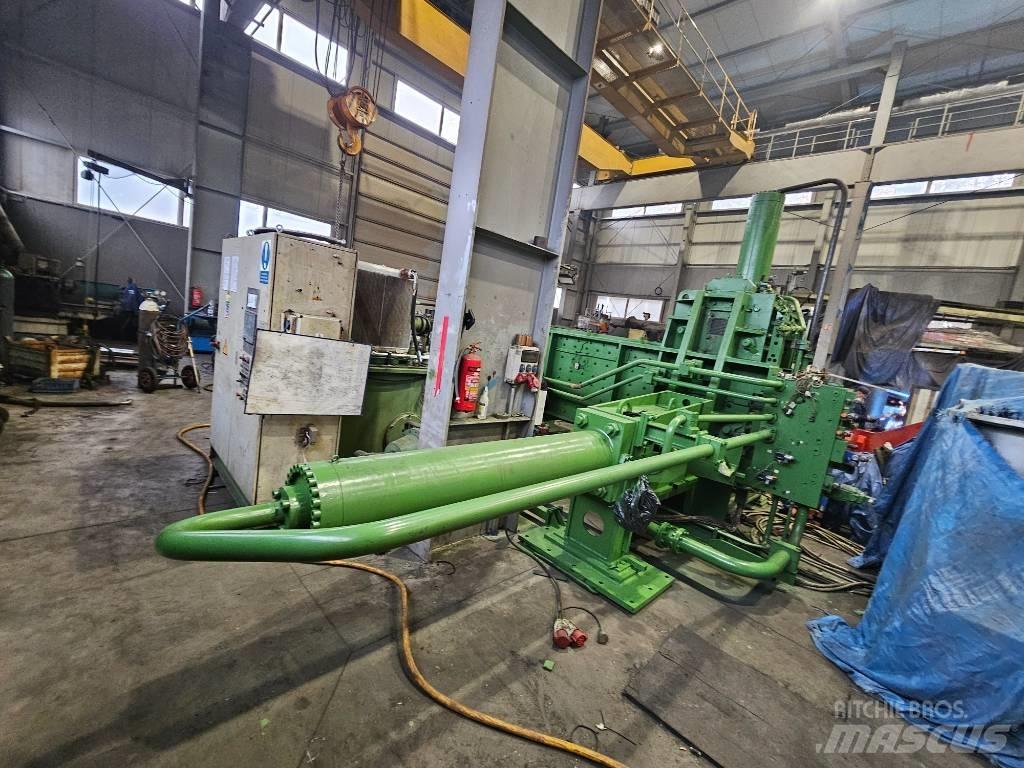  Henschel 30 x 30 Пакетировочные прессы