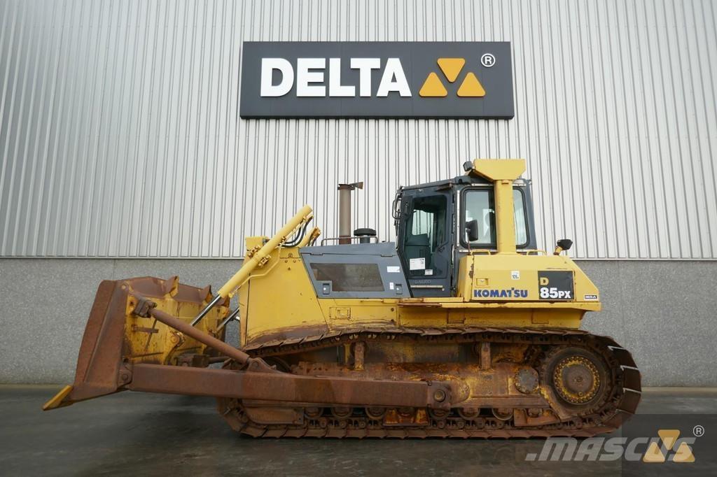Komatsu D85PX-15EO Гусеничные бульдозеры