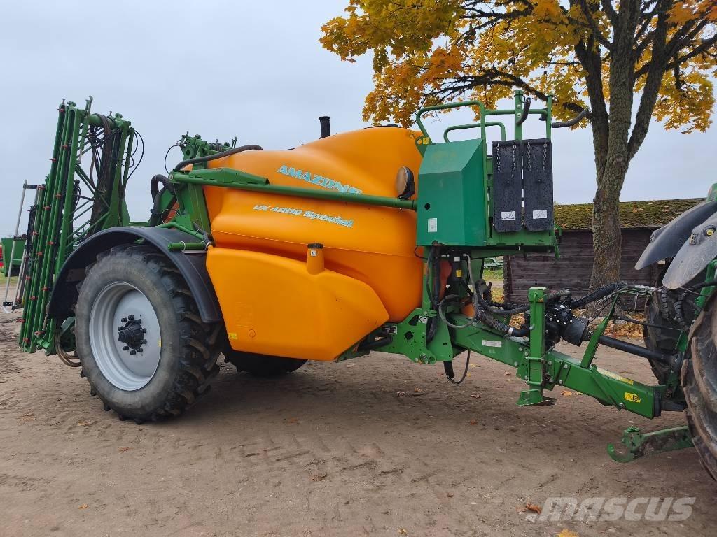 Amazone UX 4200 Прицепные опрыскиватели