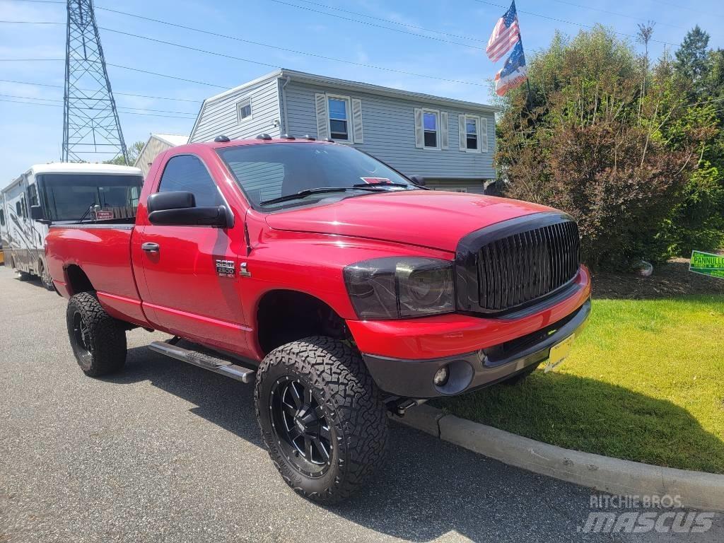 Dodge Ram 2500 Бортовые фургоны