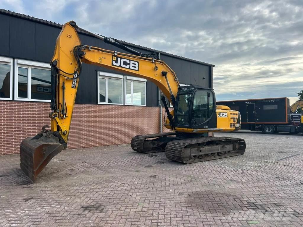 JCB JS220LC Гусеничные экскаваторы
