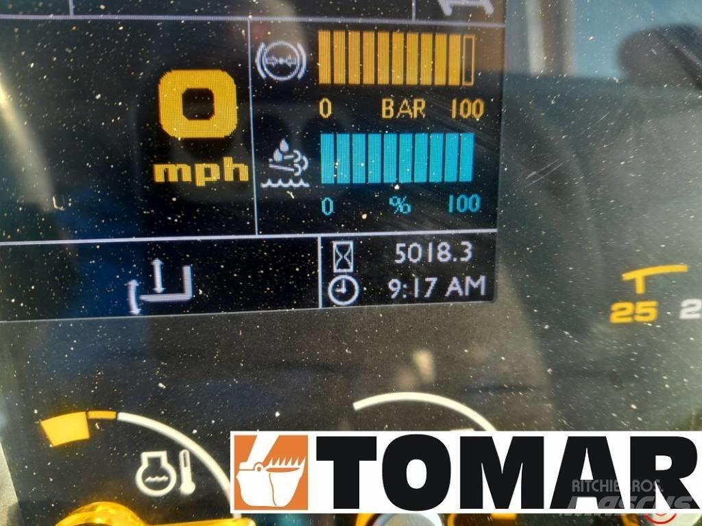 JCB 560-80 Телескопические погрузчики