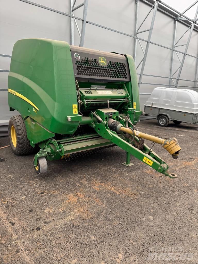 John Deere 960 Рулонные пресс-подборщики