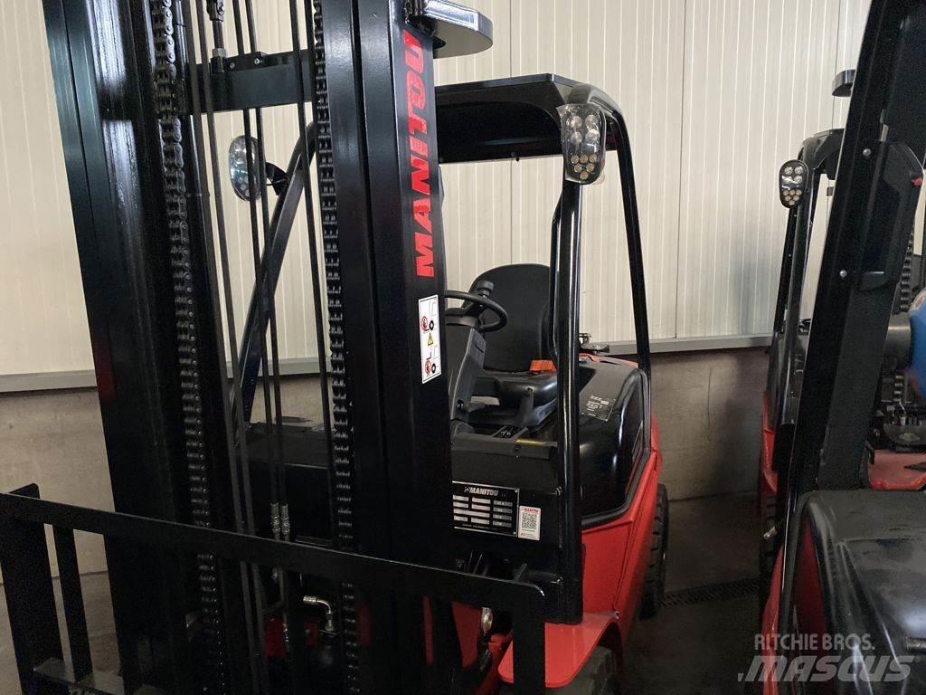 Manitou MI35G Газовые погрузчики