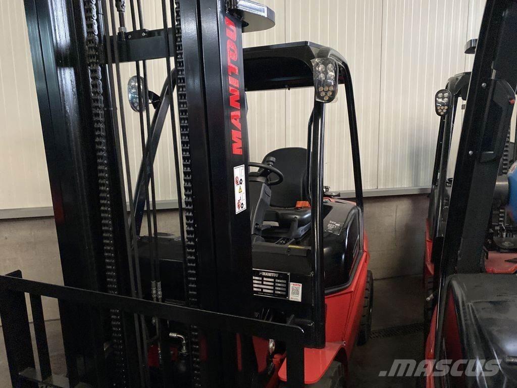 Manitou MI35G Газовые погрузчики