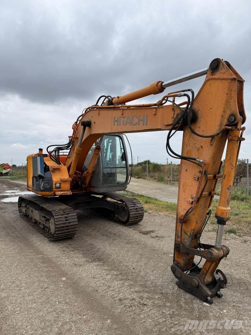 Hitachi ZX135US Гусеничные экскаваторы