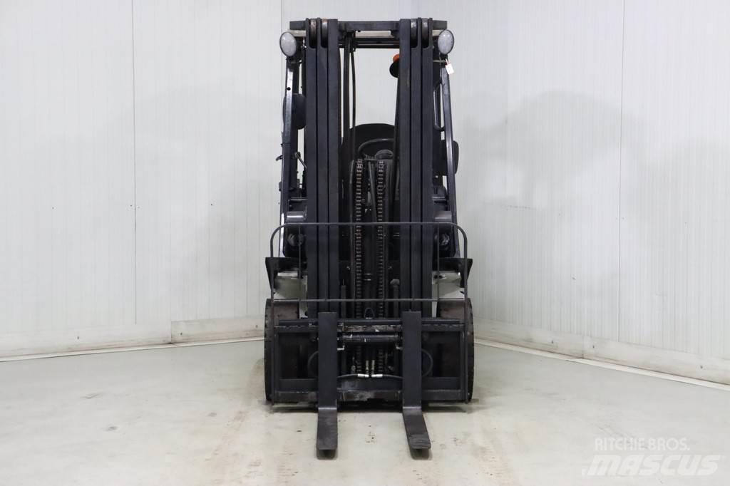 Nissan U1D2A20LQ Газовые погрузчики