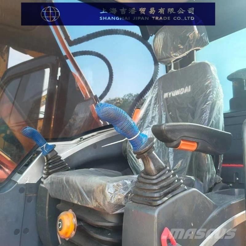 Hyundai R220 Гусеничные экскаваторы