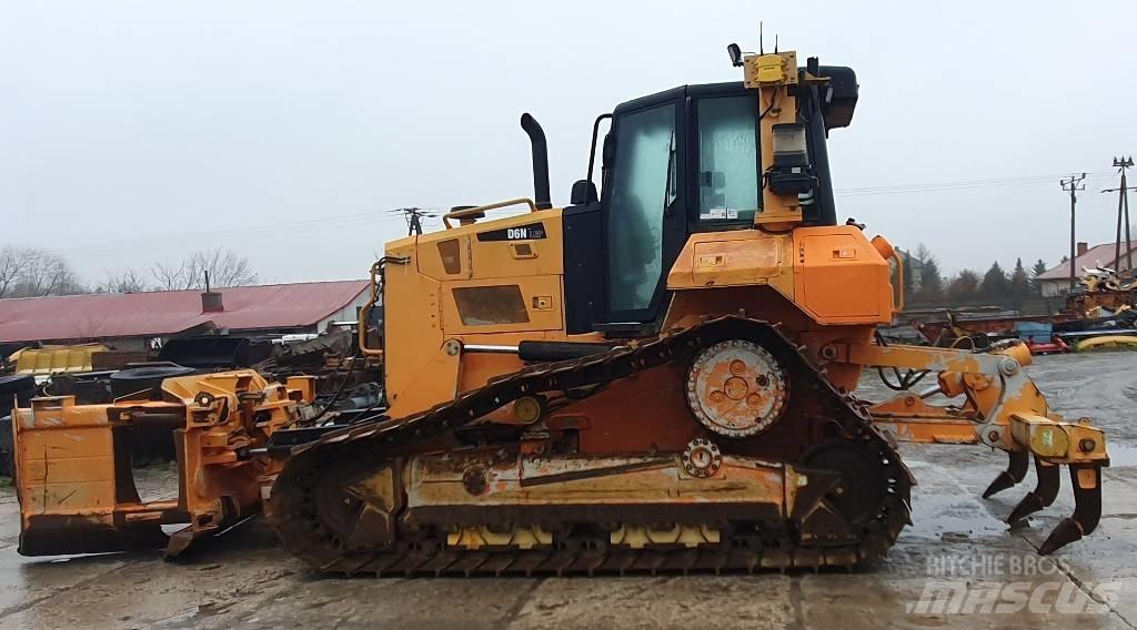 CAT D 6 N LGP Гусеничные бульдозеры