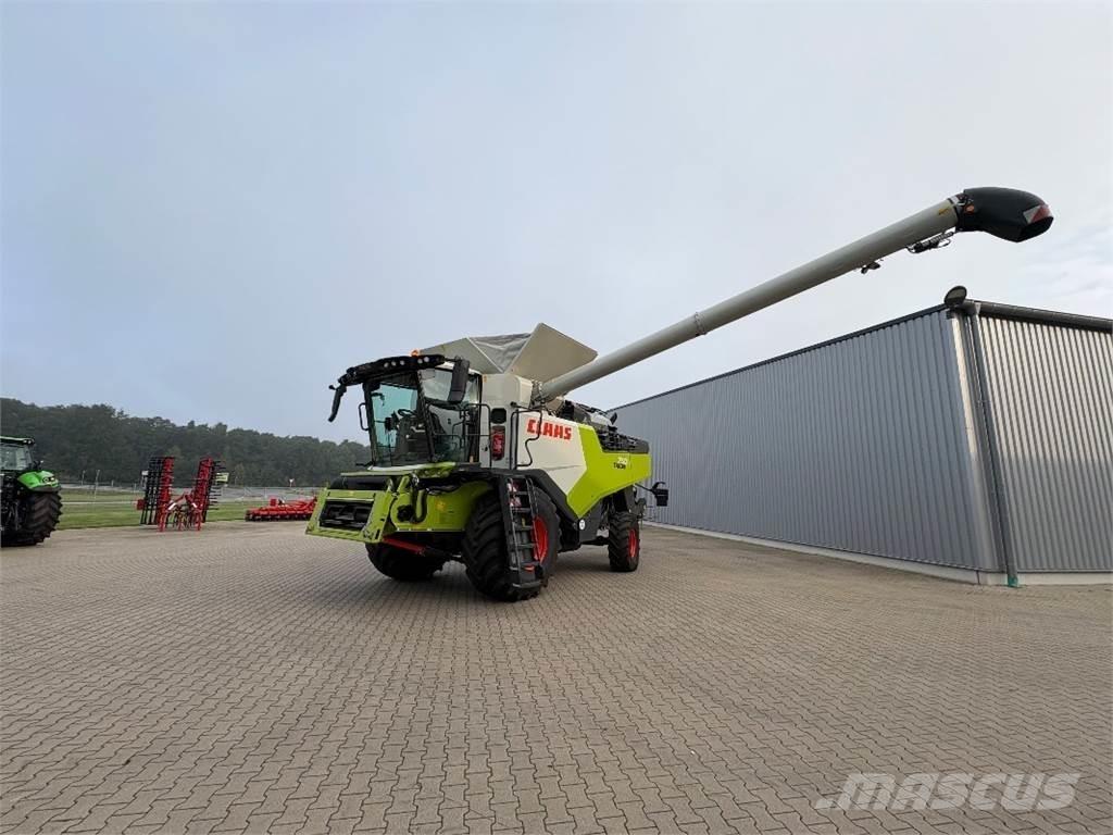 CLAAS TRION 750 Зерноуборочные комбайны