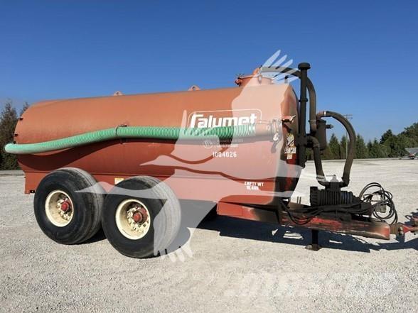 Calumet V3750 Разбрасыватели органических удобрений